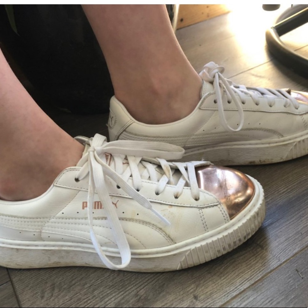 Puma Tennis Shoes!!
